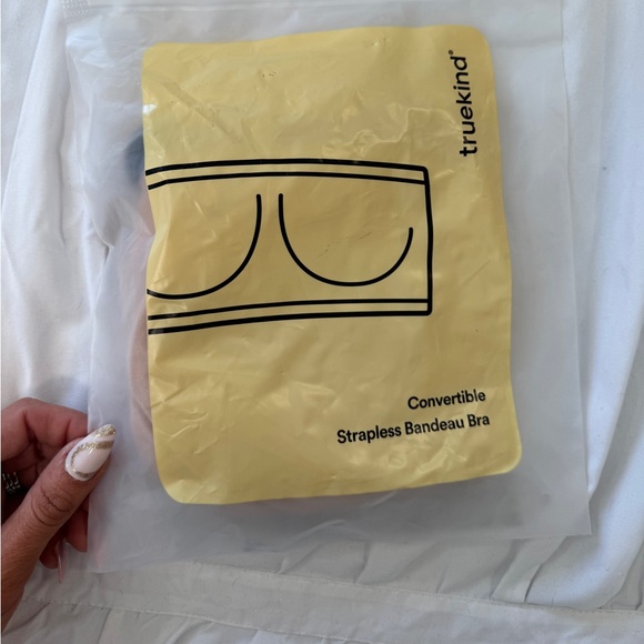 Truekind® Convertible Strapless Bandeau Bra - Picture 3 of 5